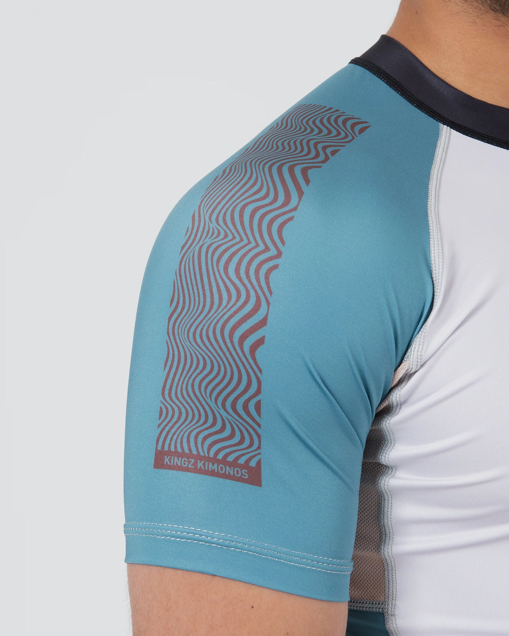 Flow Rashguard Tan